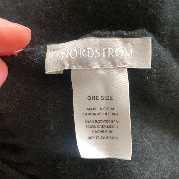 Nordstrom 100% Cashmere unisex scarf Winter Office Preppy Casual black‎ - Picture 3 of 6